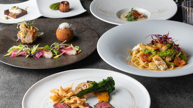 ブラッスリー モノクローム - メイン写真: