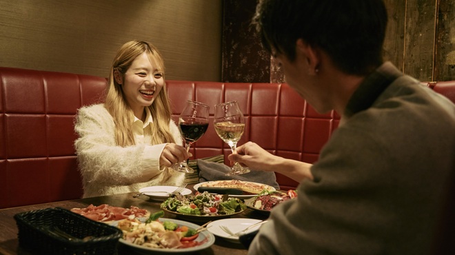 ロジック - メイン写真: