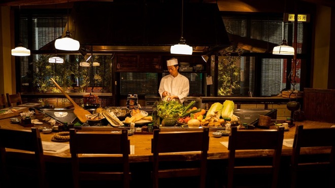 炭焼き･煮込み 喜多よし - メイン写真: