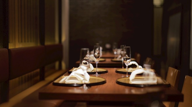 いまここ - 内観写真:落ち着いた和モダンな店内でゆったりとおくつろぎください。