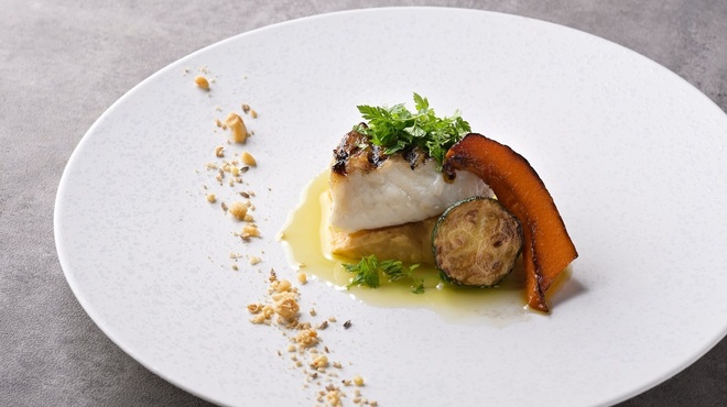 The Living Room with SKY BAR - メイン写真: