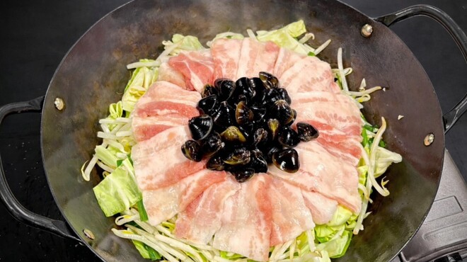 外呑処へそ 西成ホルモン焼 - メイン写真: