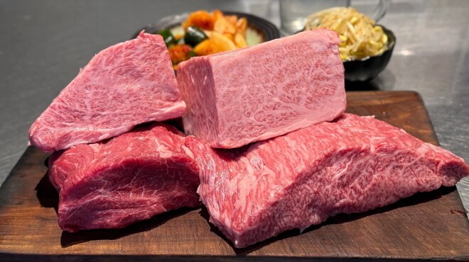焼肉 肉どうし - メイン写真: