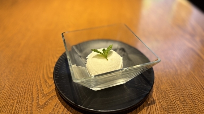 くろべ - 料理写真: