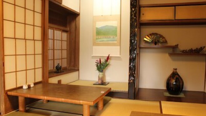 権太呂 - 内観写真:店内座敷