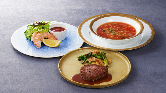 フランス料理レストラン ベルビュー - 料理写真:アベイユランチ