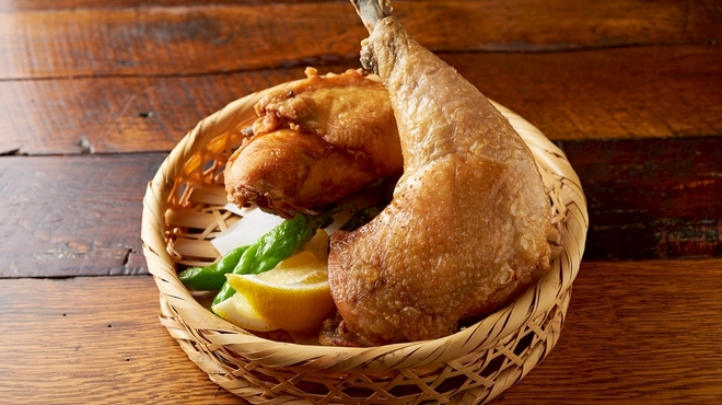 丸鶏料理と濃厚水炊き鍋 鳥肌 - メイン写真:
