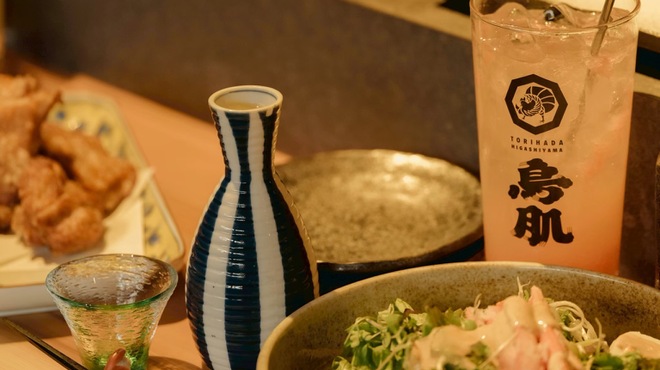 丸鶏料理と濃厚水炊き鍋 鳥肌 - メイン写真: