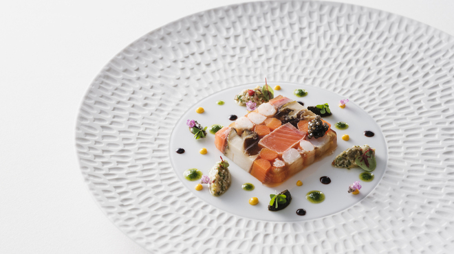 SIMOSE French Restaurant - 料理写真:瀬戸内産魚介のテリーヌサフラン風味