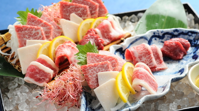 馬桜 下通り店 - メイン写真: