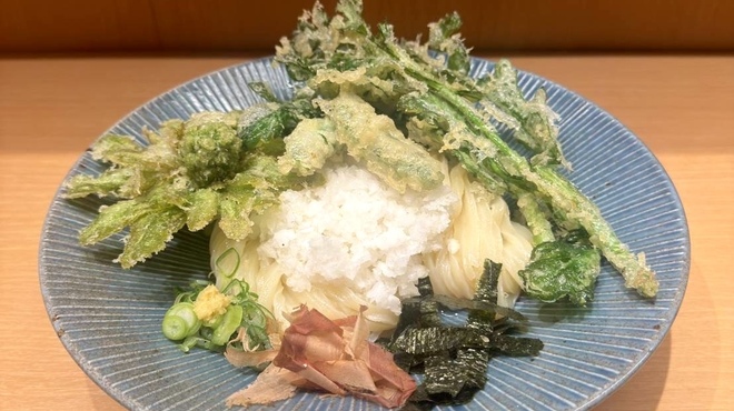 豊前裏打会 萬田うどん - メイン写真: