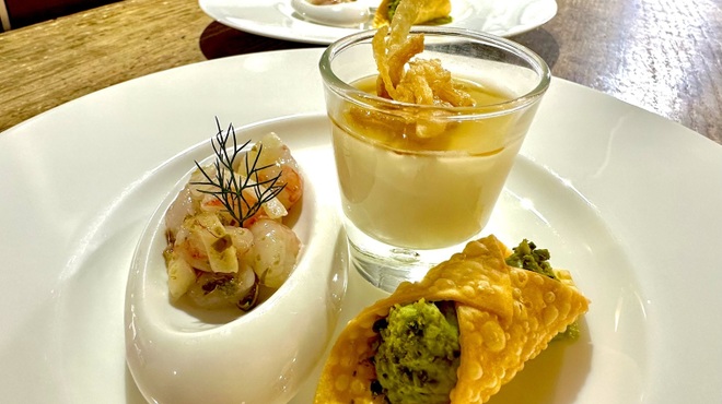 オ・プレチェネッラ - メイン写真: