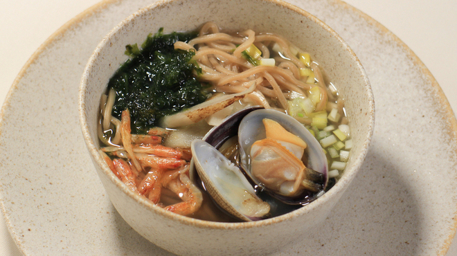 礼華 - メイン写真: