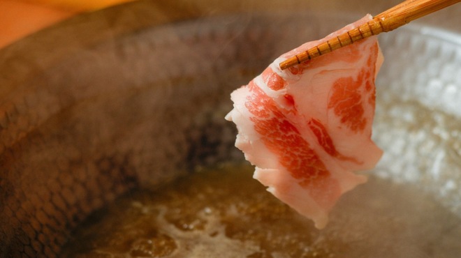 しゃぶしゃぶ・創作料理居酒屋 豚吟 - メイン写真: