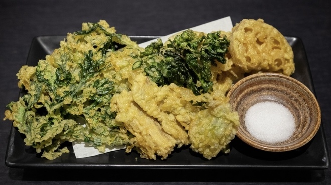焼鶏 吉川 - 料理写真:春野菜の天ぷら盛り合わせ