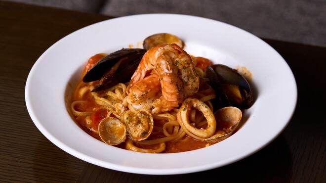 3rd. BAR&GRILL RESTAURANT - メイン写真: