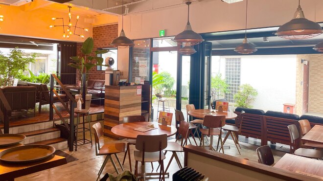 Blueno Oriental Bistro - メイン写真: