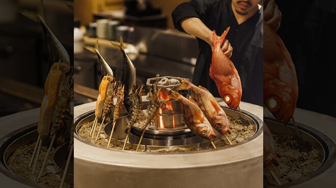 炭と海鮮と串焼きと肴 とっとっと - メイン写真: