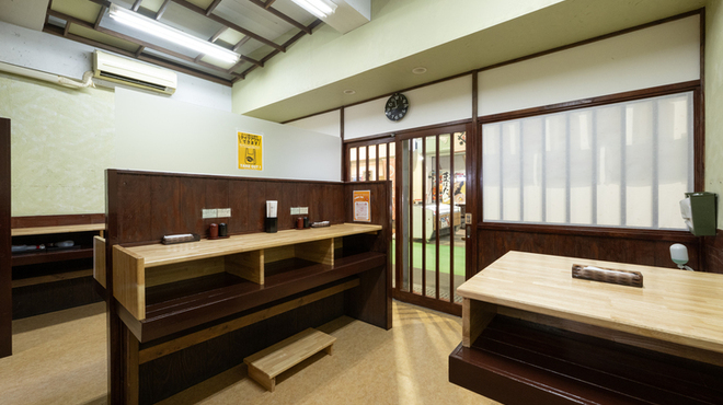 立喰いすし さくだ屋 - メイン写真: