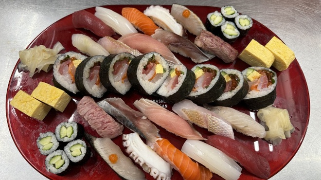 立喰いすし さくだ屋 - メイン写真: