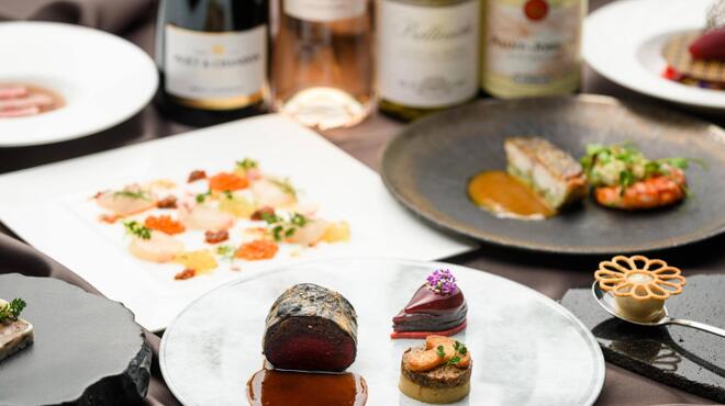 FLYING HOG GRILL - 料理写真:ディナー (5月限定)"ジャン・シリンジャー杯"優勝記念メニュー ～お祝いのグラスワイン4種を添えて～（イメージ）