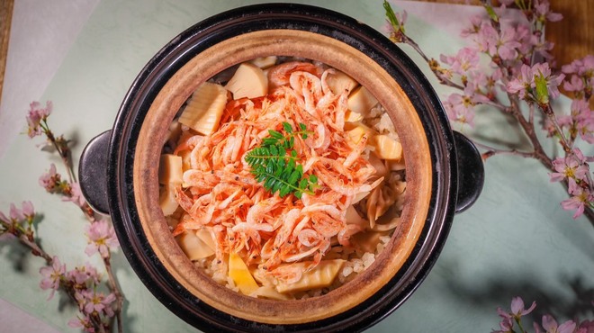 月。 - メイン写真: