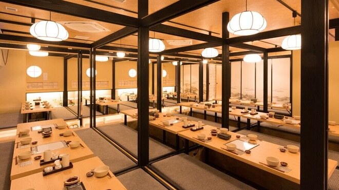 もつ鍋とごま鯖が自慢の居酒屋 個室 しろ屋 - メイン写真: