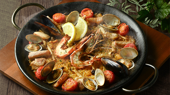 スペイン料理 La Cazuela 三ノ宮 ミント神戸店 - メイン写真: