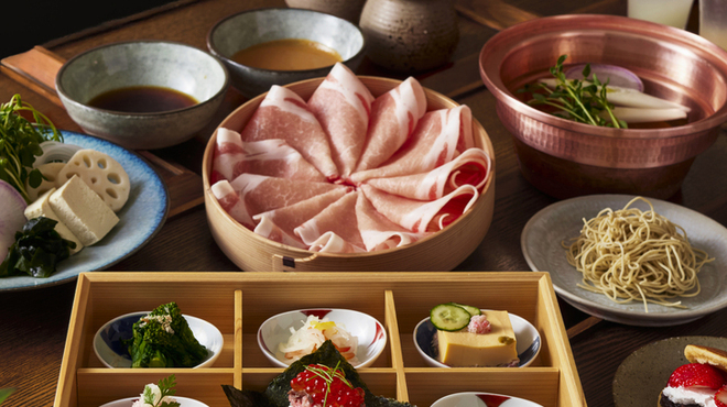 しゃぶしゃぶ 山笑ふ 銀座店 - メイン写真: