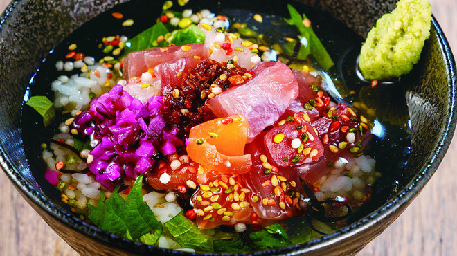 Sumiroman - 鮭魚肚出汁茶漬飯