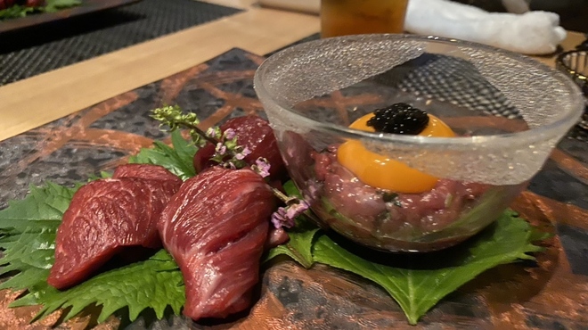 肉割烹 はいから - 料理写真:熊本県産 馬肉盛り合わせ
