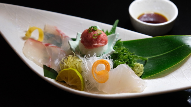 琉球ダイニング桃香 - メイン写真: