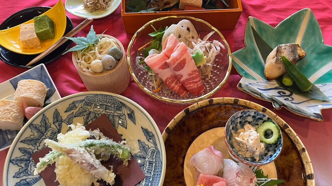 鍋と旬菜と京料理 花柳 - メイン写真: