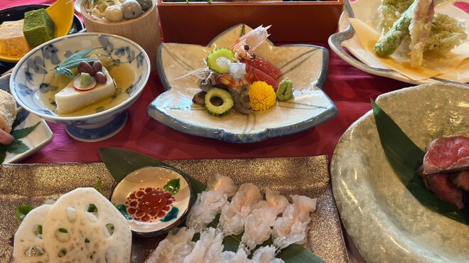 鍋と旬菜と京料理 花柳 - メイン写真: