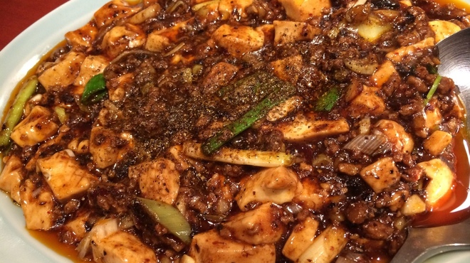 ライオン飯店 - 料理写真:麻婆豆腐