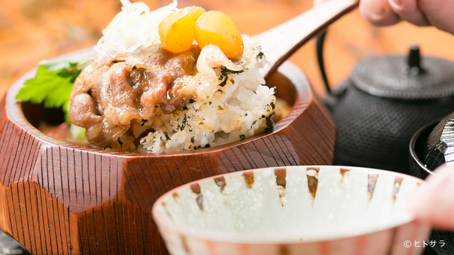 分油屋 - 料理写真:名代　とんくりまぶし