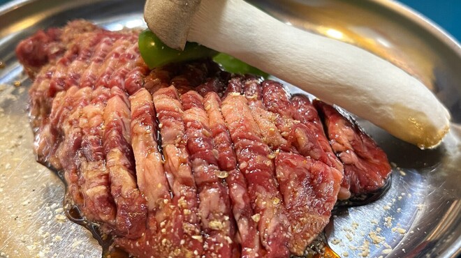大衆焼肉酒場 まうん - メイン写真: