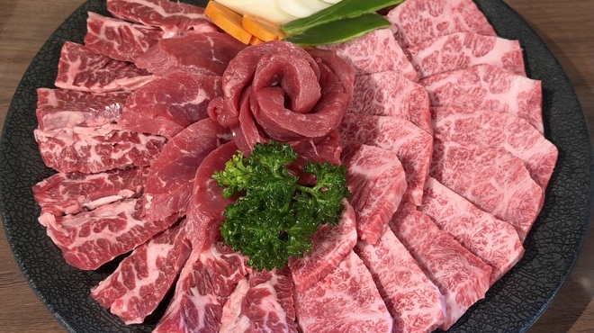 焼肉R.Y.U-龍 - メイン写真: