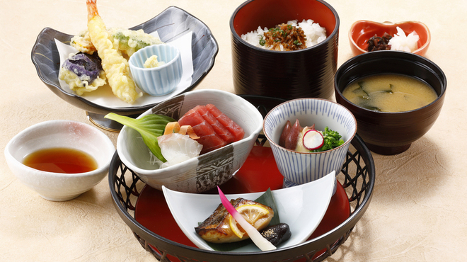レストランシーサイド - 料理写真:江戸川御膳