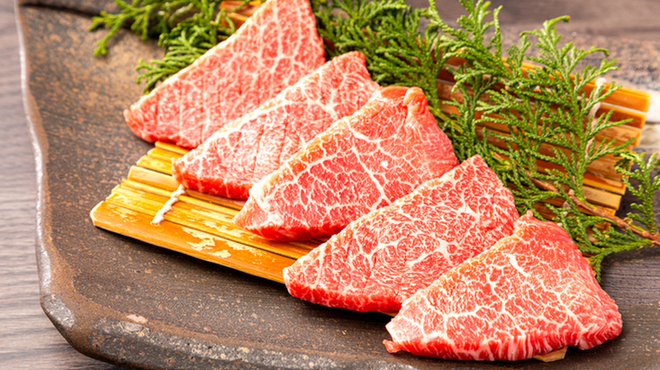 精肉卸問屋直営焼肉店 牛次郎 - メイン写真: