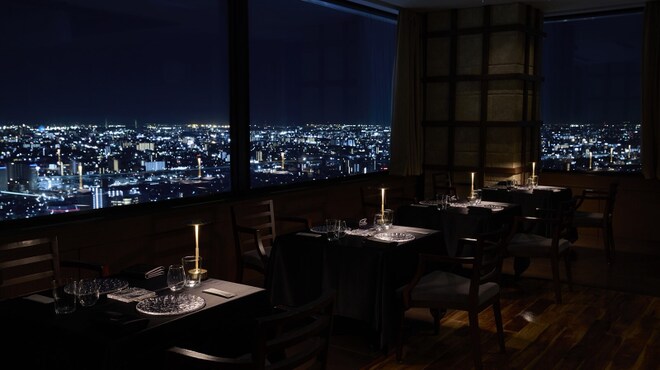 MAISON 8 restaurant - メイン写真: