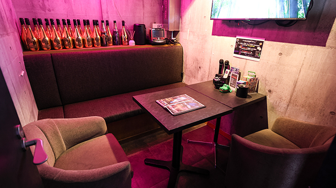 Amusument bar PonPon - メイン写真: