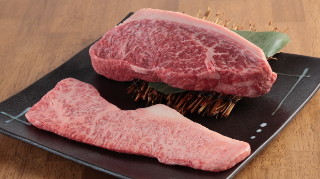 炭火焼肉丸十 - メイン写真: