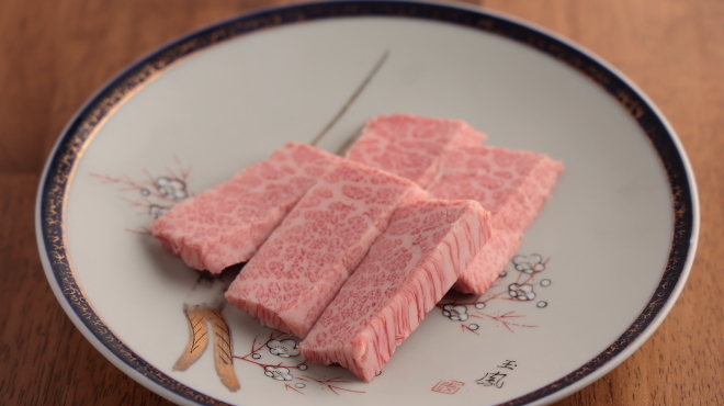 炭火焼肉丸十 - メイン写真: