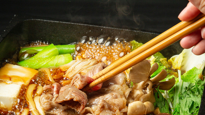 神戸牛 すき焼き･しゃぶしゃぶ 菊鶴 - メイン写真: