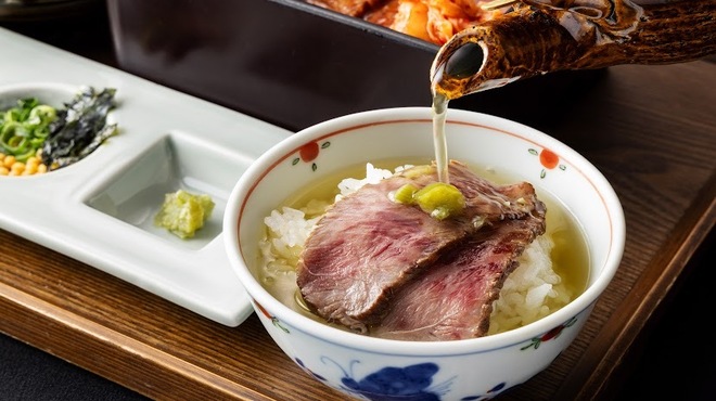 天神黒毛流 焼肉 参星 - メイン写真: