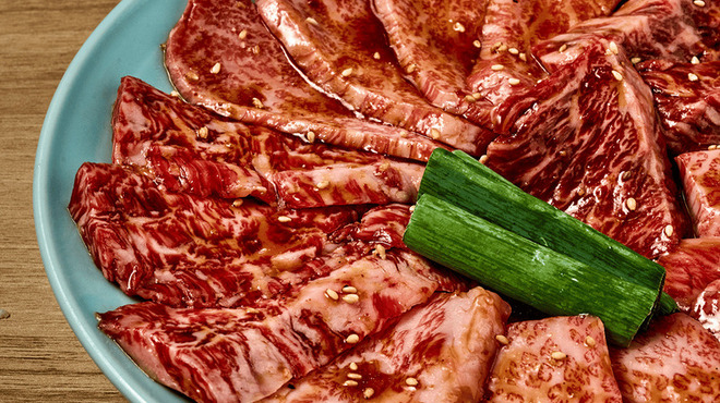 広島焼肉　肉屋のぶすけ紙屋町 - メイン写真: