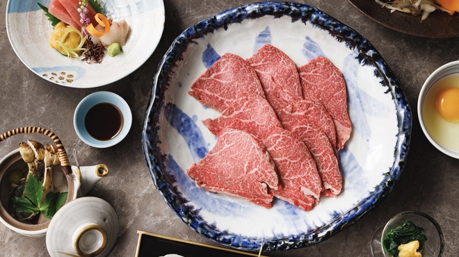 すき焼き・しゃぶしゃぶ・懐石料理　小豆 - メイン写真: