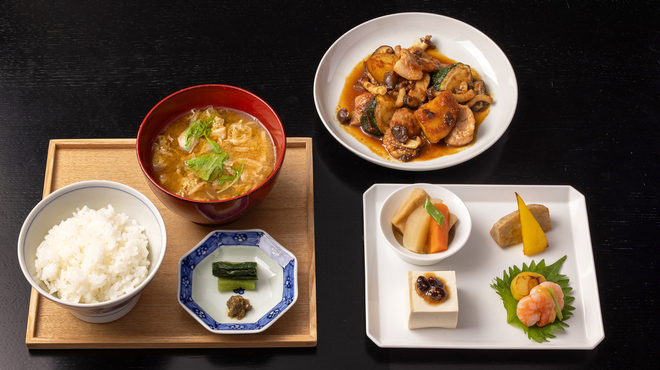 小布施 寄り付き料理 蔵部 - メイン写真: