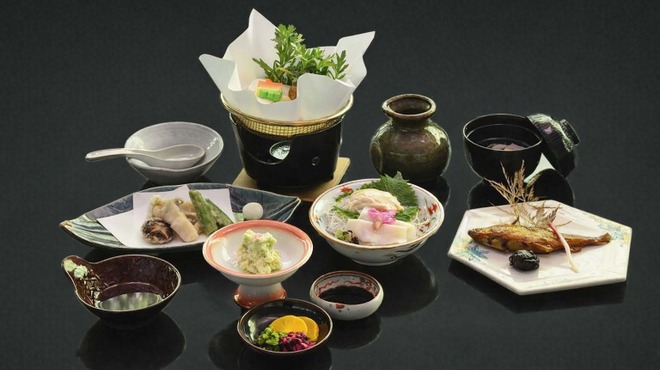 高雄観光ホテル - 料理写真:豆腐和膳